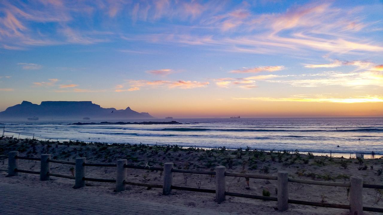 Heaven On Earth - Blouberg Beachfront Self-Catering Apartment Bloubergstrand Ngoại thất bức ảnh